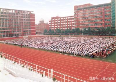 黄冈中学20年没出省状元被质疑?看完学校成绩后让人沉默了